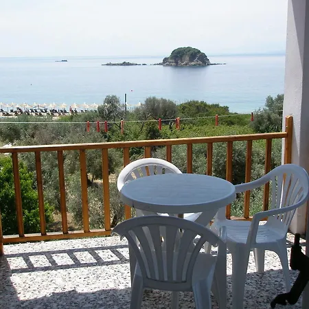 Hotel de apartamente Zaharo And Lilian