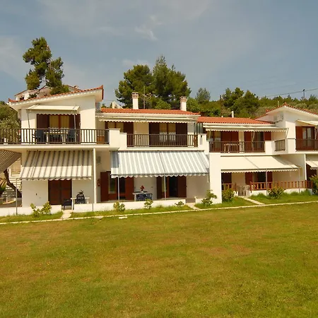 Hotel de apartamente Zaharo And Lilian *