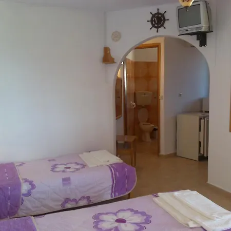 Hotel de apartamente Zaharo And Lilian *