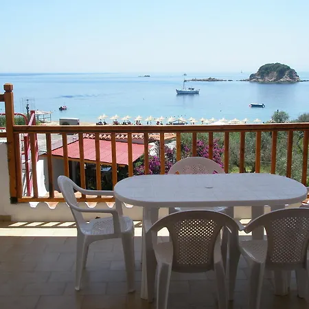 Zaharo And Lilian Troulos