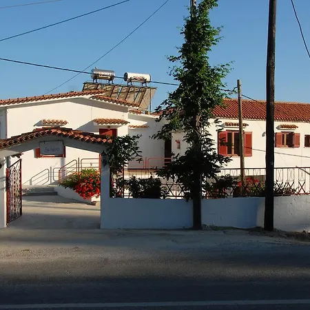 Aparthotel Zaharo And Lilian Troulos